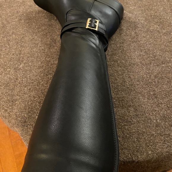 Black Tall Boots - Picture 4 of 8